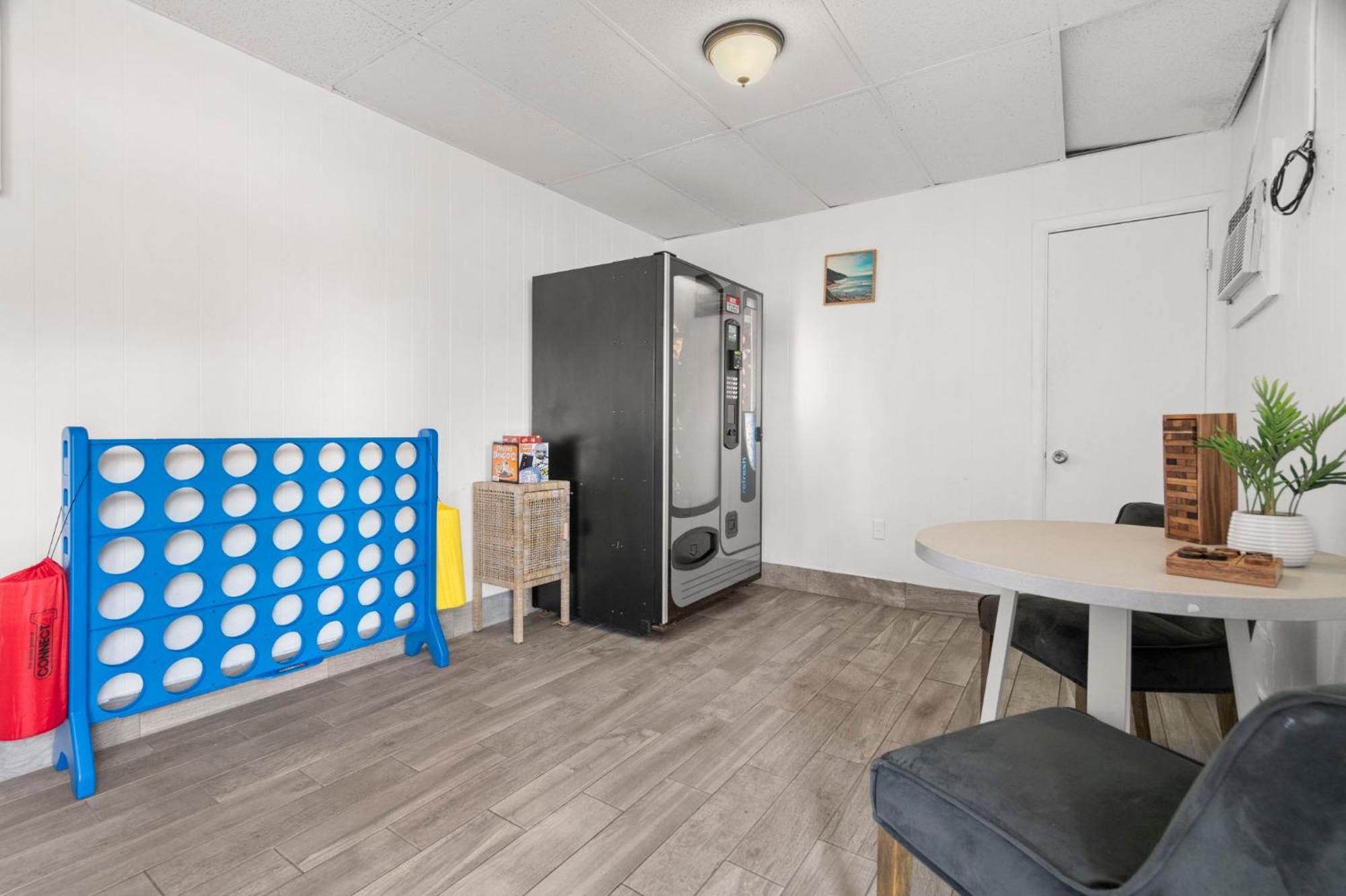 1K Bed Studio Apt With Shared Pool 02 クリアウォーター エクステリア 写真